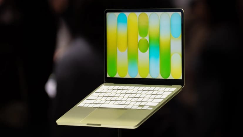 Apple MacBook Neo 13" Liquid Retina Laptop | A18 Pro | 8GB RAM | 256GB SSD | Magic Keyboard ( Pre-owned )